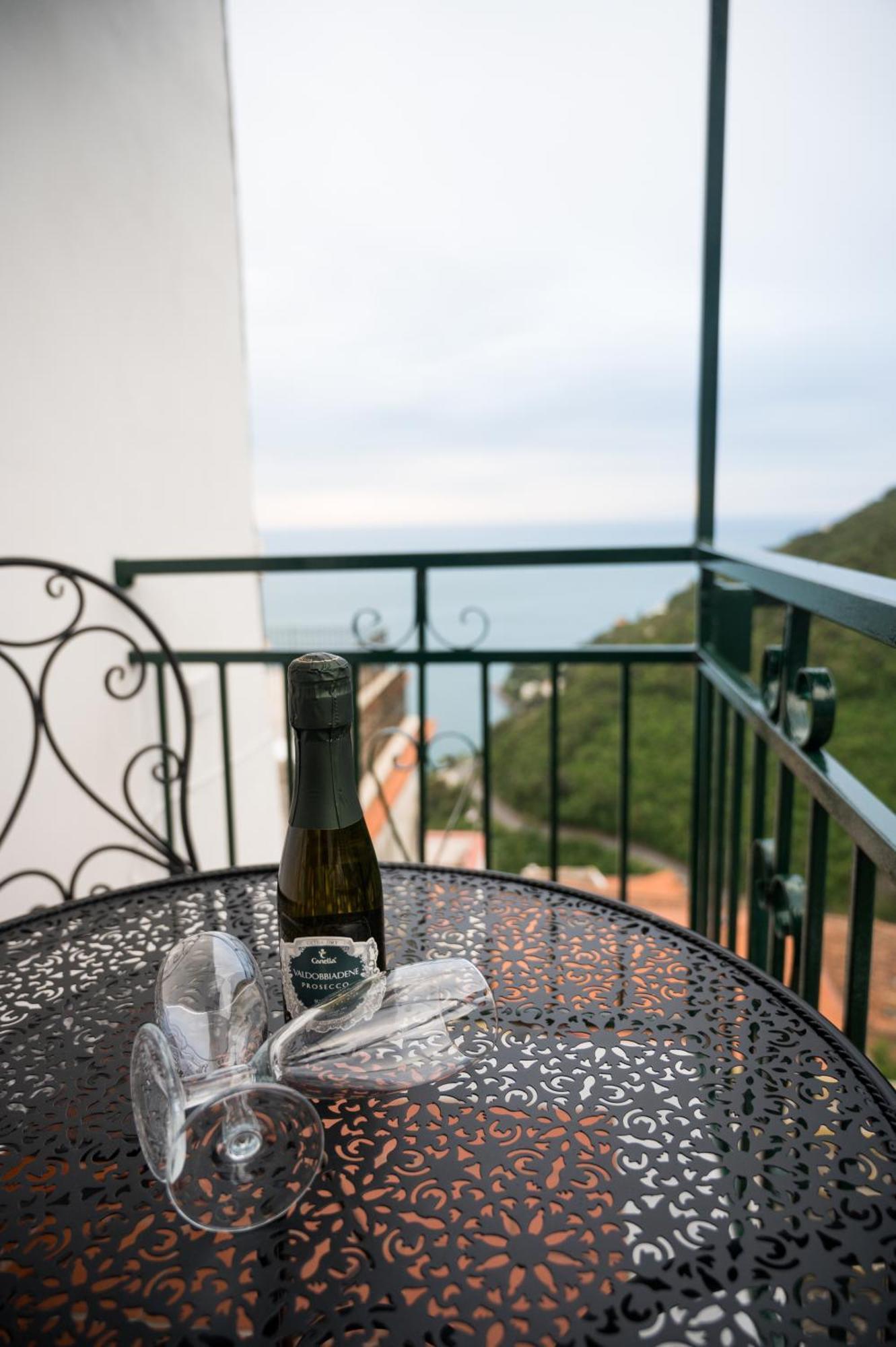 Beb I Due Fratelli Bed & Breakfast Vietri Bagian luar foto